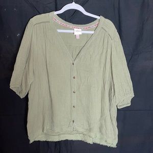 Target Knox Rose - XXL button up top.
